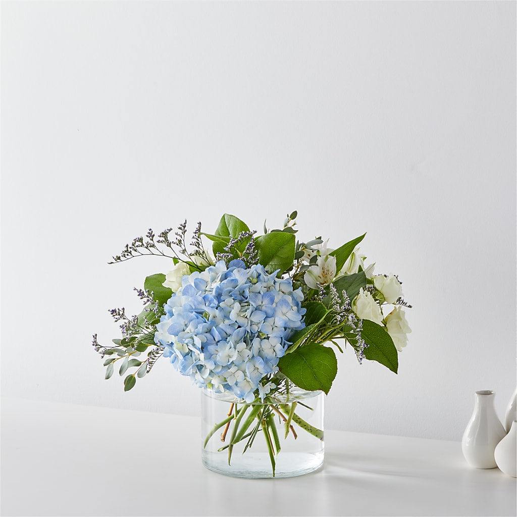 Coastal Blossom Bouquet – The Flower Garden, Nettleton MS