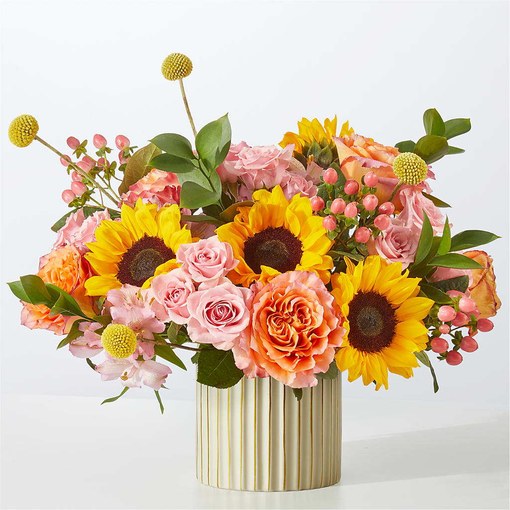 Sun's Out Bouquet – The Flower Garden, Nettleton MS