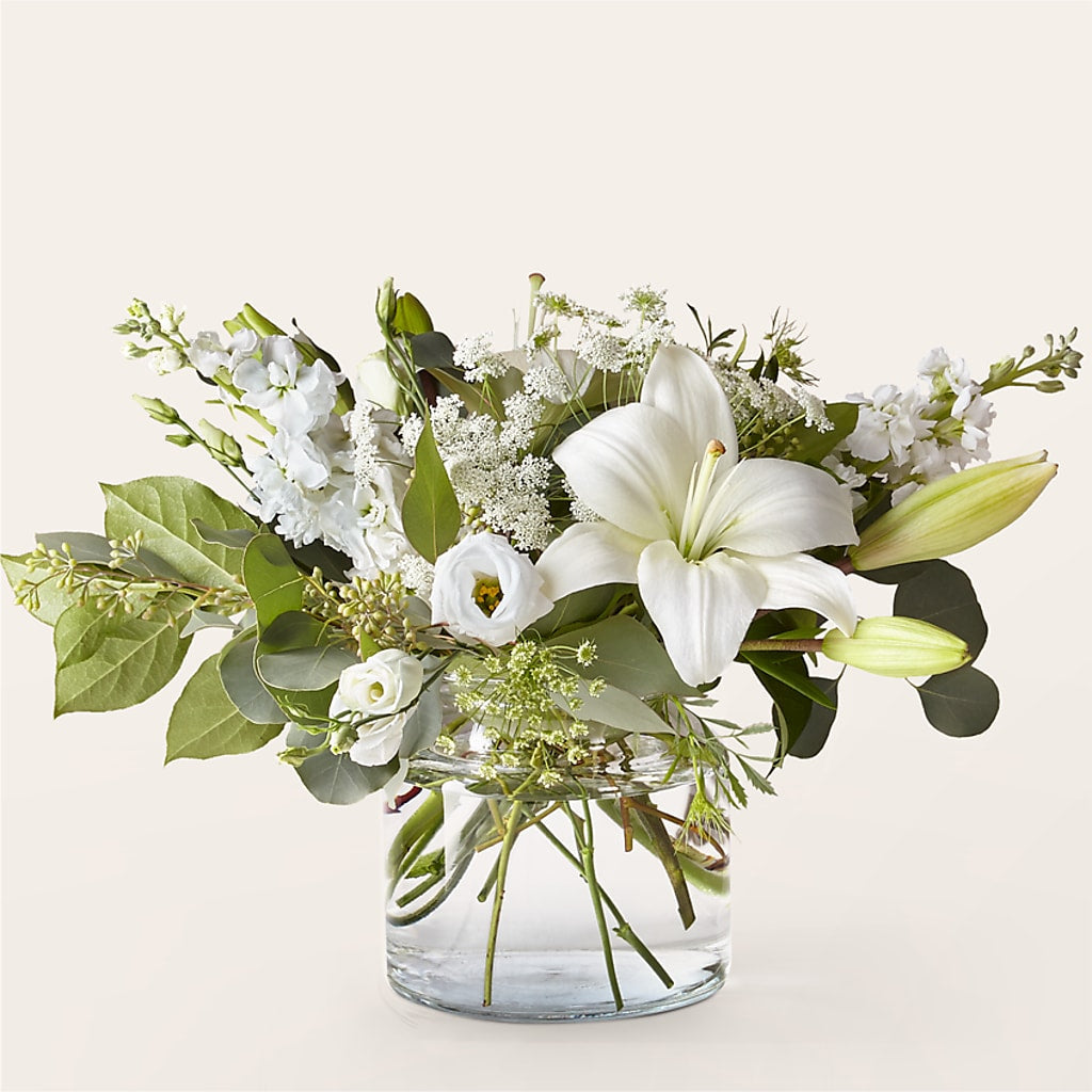 Alluring Elegance Bouquet – The Flower Garden, Nettleton MS