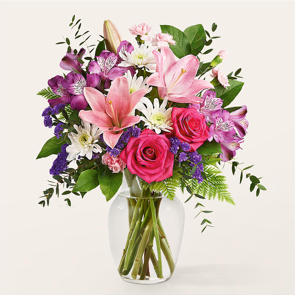 Lace & Pearls Bouquet – The Flower Garden, Nettleton MS