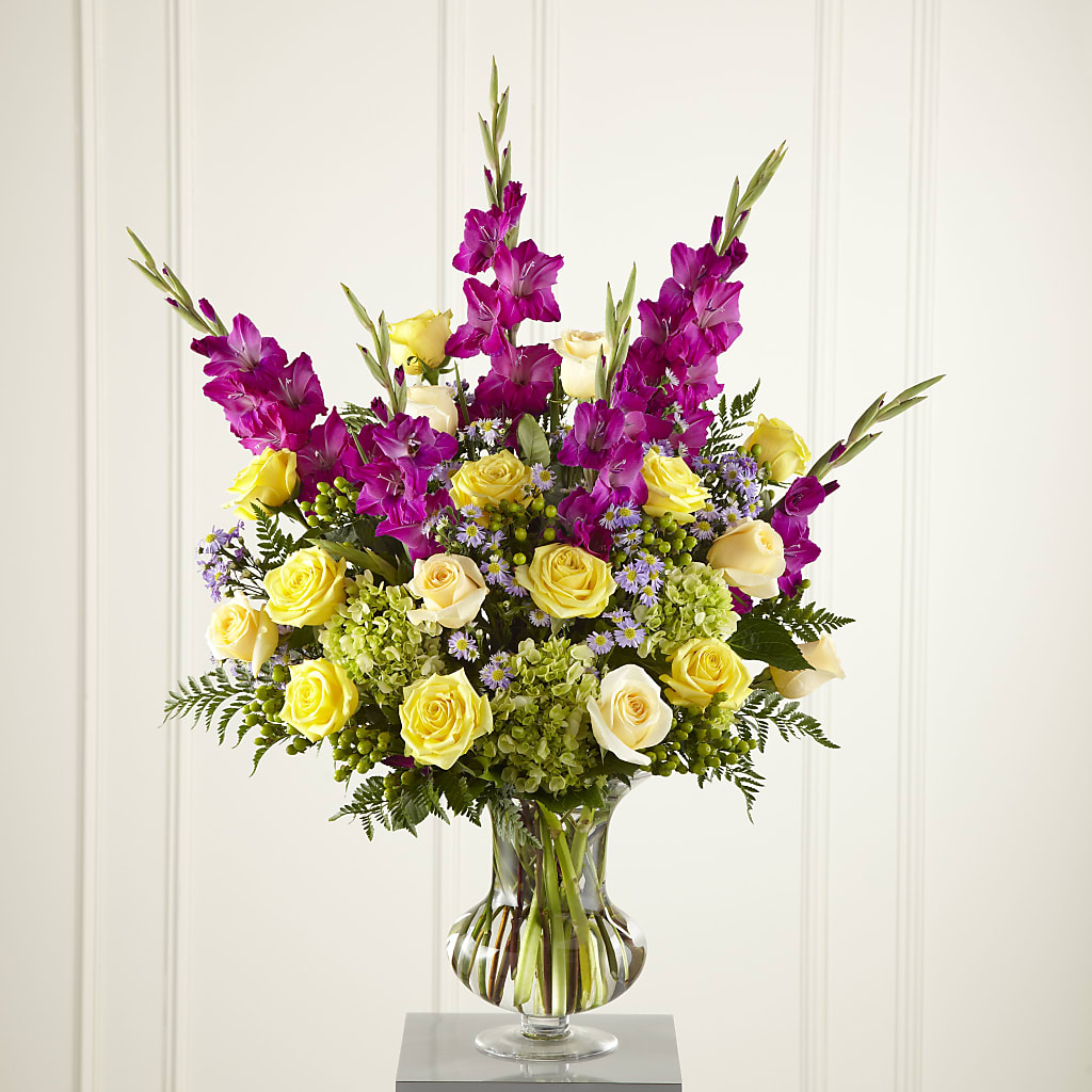 Loveliness Arrangement – The Flower Garden, Nettleton MS