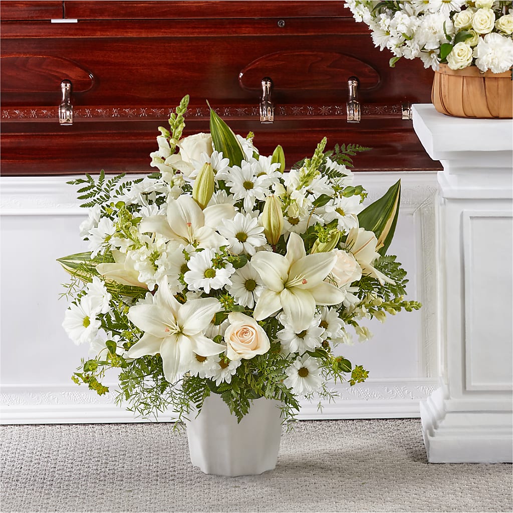 Thoughts of Tranquility Floor Basket – The Flower Garden, Nettleton MS