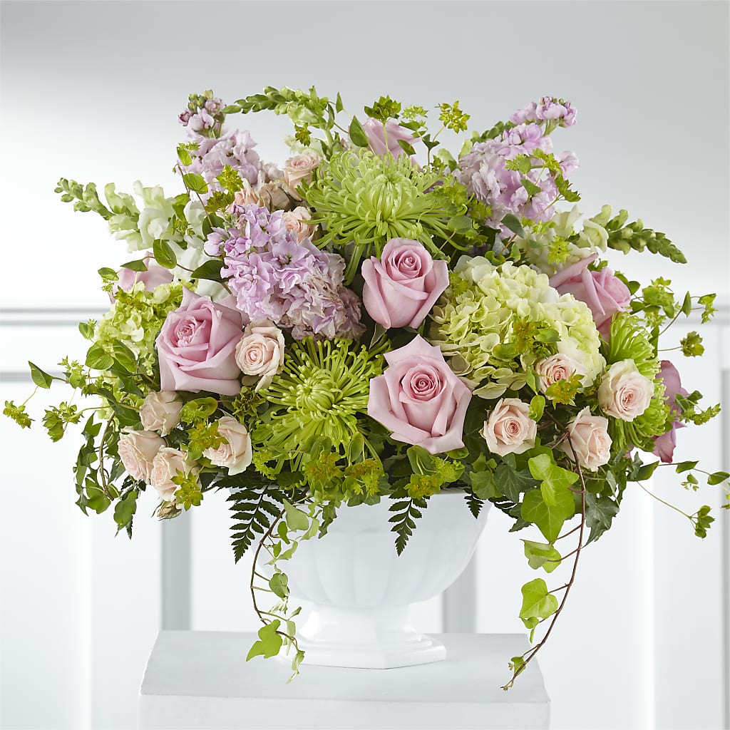 Radiant Embrace Arrangement – The Flower Garden, Nettleton MS