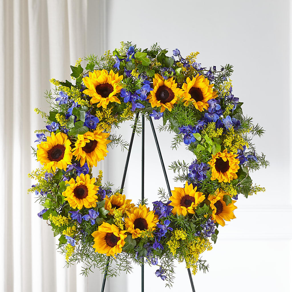 Bright Rays Wreath – The Flower Garden, Nettleton MS