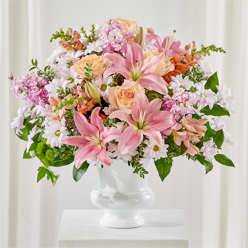Heartfelt Gesture Urn Arrangement – The Flower Garden, Nettleton MS
