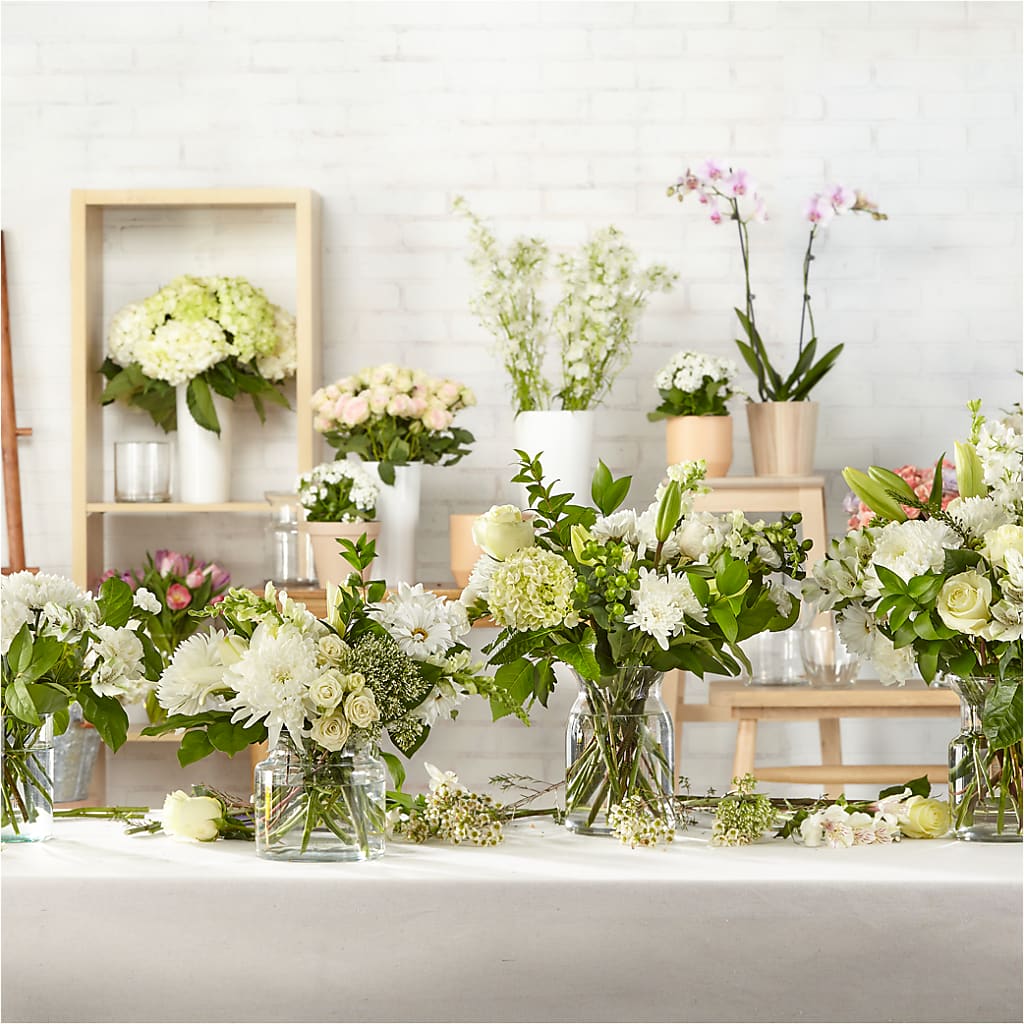 Classic Ivory – A Florist Original – The Flower Garden, Nettleton MS
