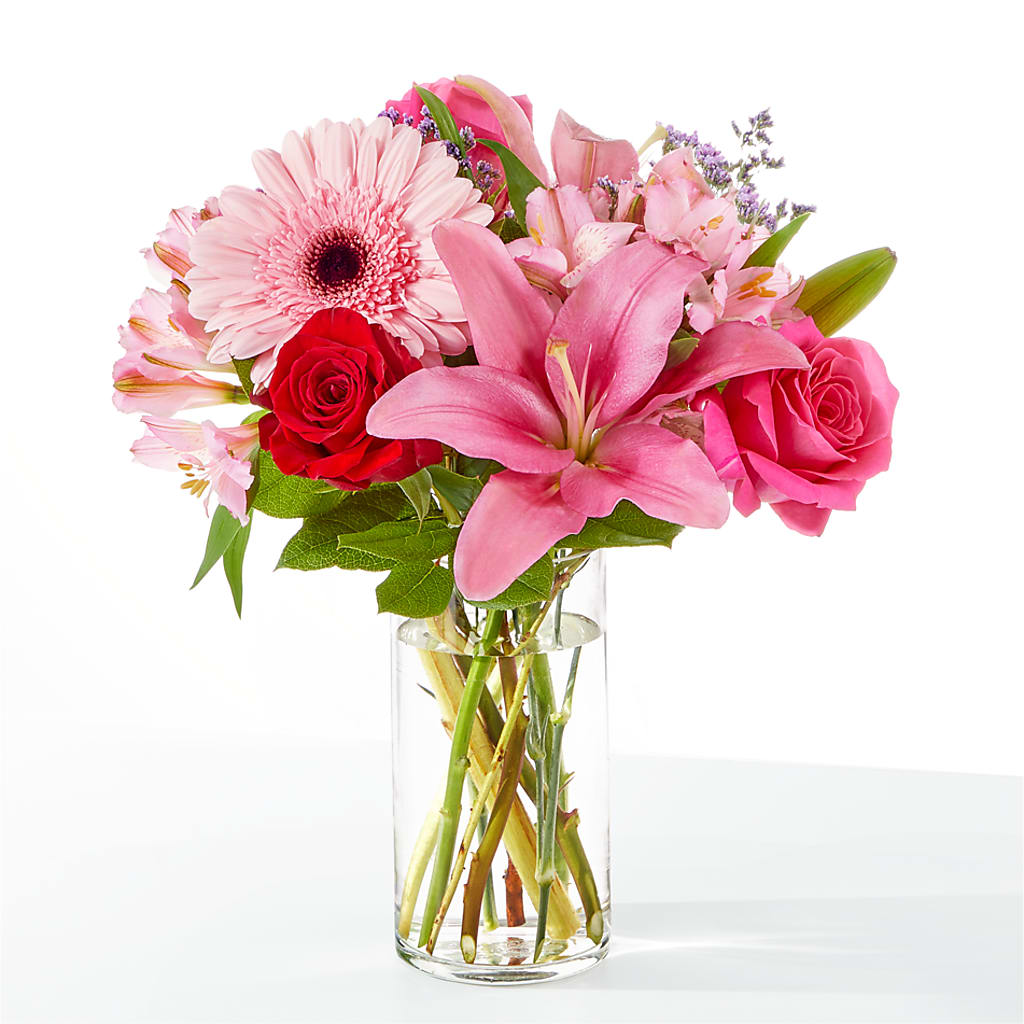 Lots of Love Bouquet – The Flower Garden, Nettleton MS