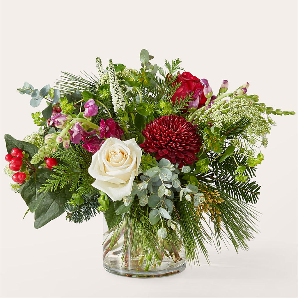 Cranberry Fizz Bouquet – The Flower Garden, Nettleton MS