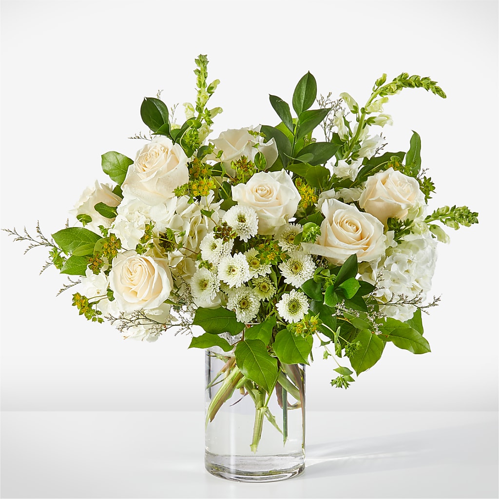 Hint of Vanilla Bouquet – The Flower Garden, Nettleton MS