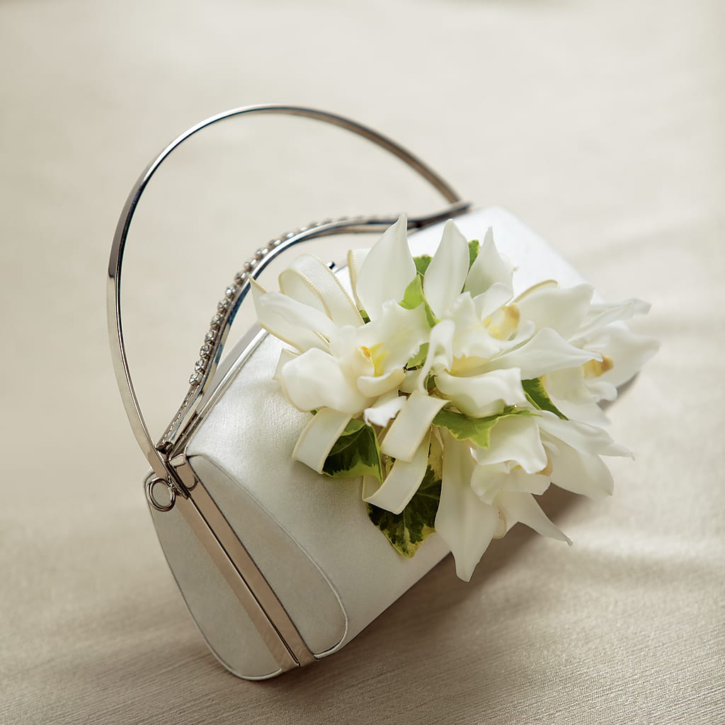 White Purse Decor – The Flower Garden, Nettleton MS