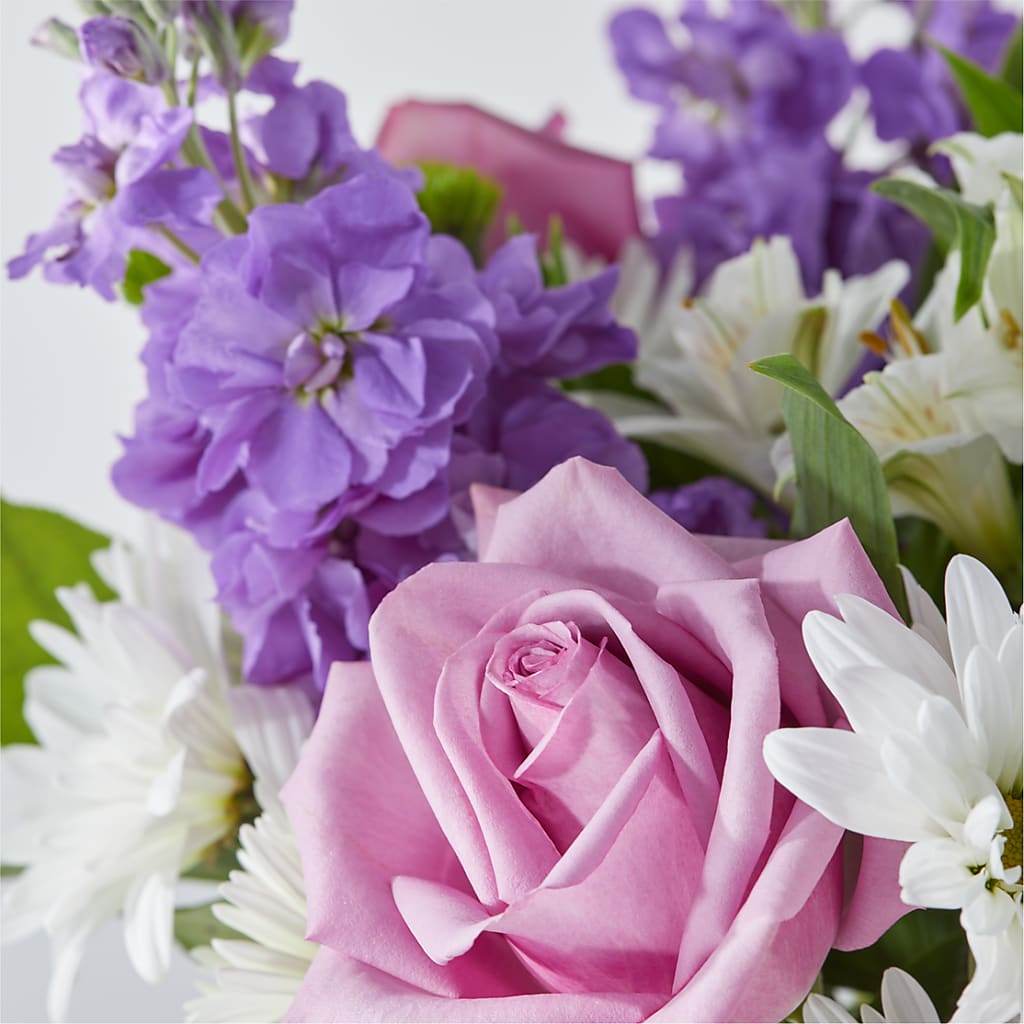 Garden of Peace Bouquet –  The Flower Garden, Nettleton MS