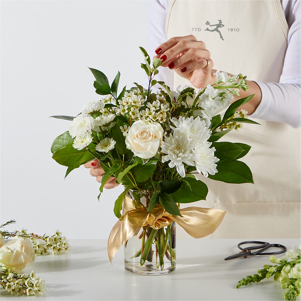 New Beginnings – A Florist Original –  The Flower Garden, Nettleton MS