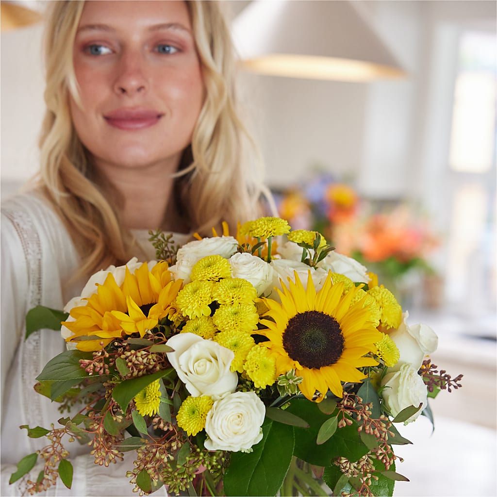 Luminous Morning Bouquet –  The Flower Garden, Nettleton MS