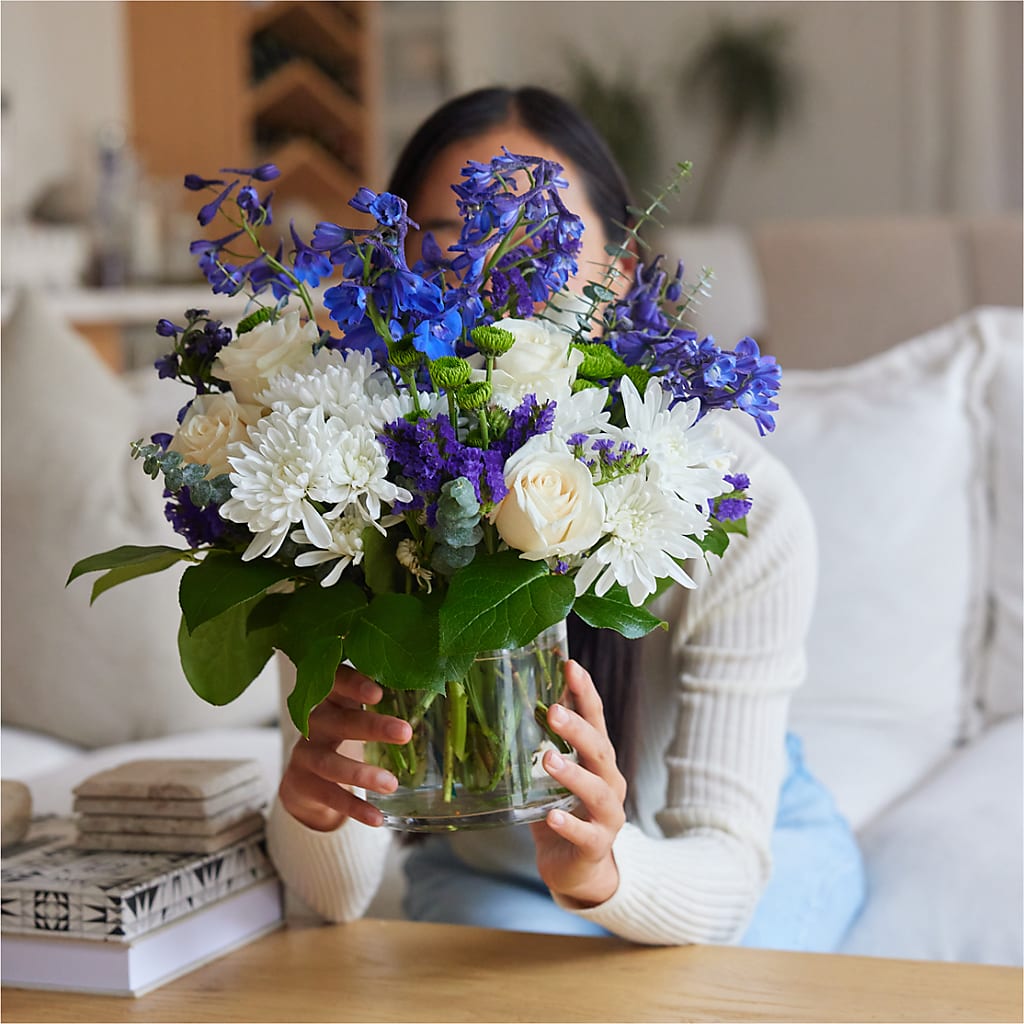 Cerulean Waves Bouquet –  The Flower Garden, Nettleton MS