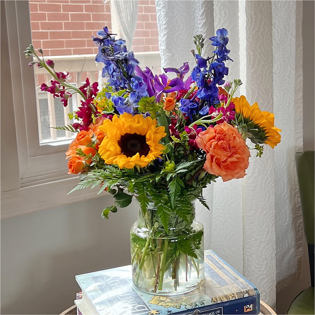 Rays of Life Bouquet –  The Flower Garden, Nettleton MS