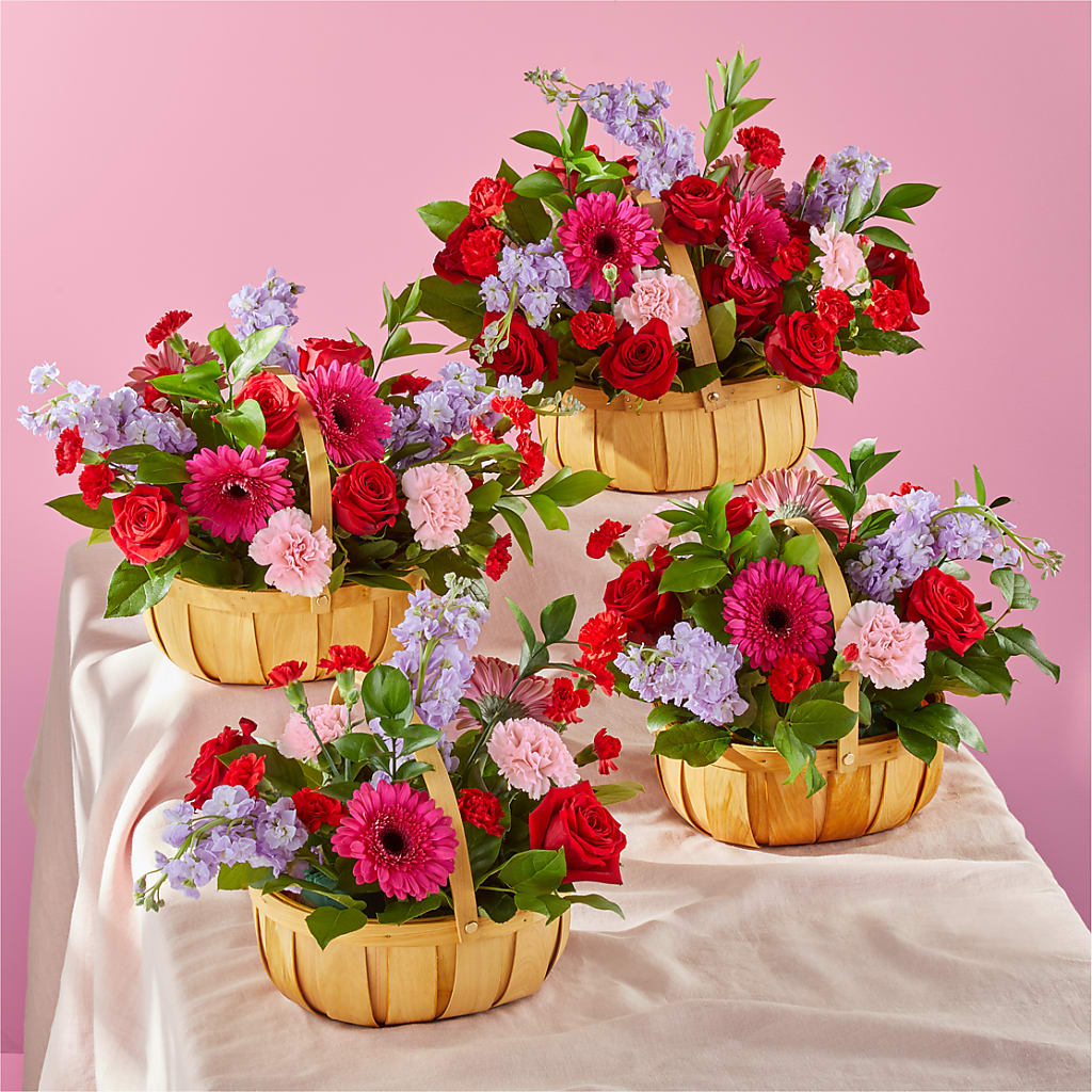 Pink Picnic Basket –  The Flower Garden, Nettleton MS