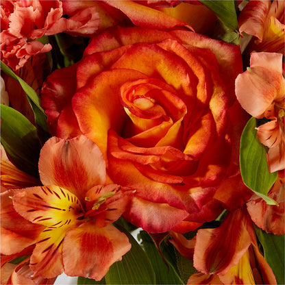 Apricot Glow Bouquet –  The Flower Garden, Nettleton MS