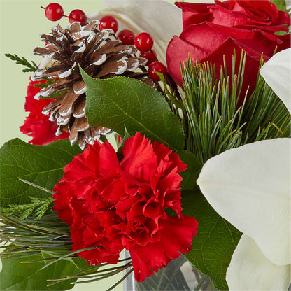 Glistening Icicles Bouquet –  The Flower Garden, Nettleton MS