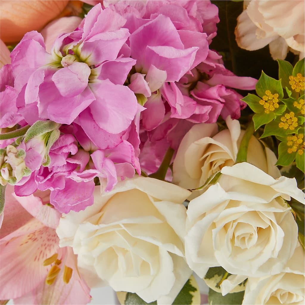 Paradise Bouquet –  The Flower Garden, Nettleton MS