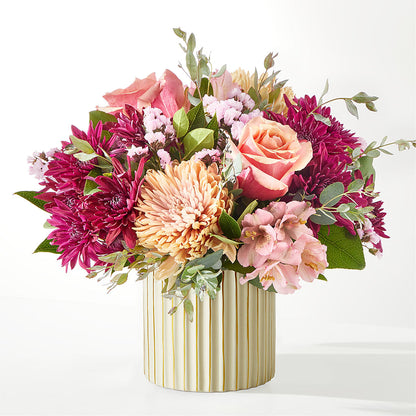 Berry Cobbler Bouquet with Ivory Vase –  The Flower Garden, Nettleton MS