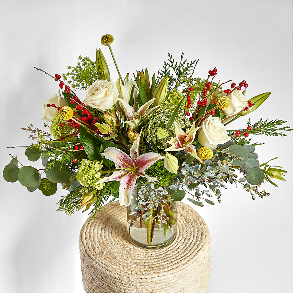 Berry & Bright Bouquet –  The Flower Garden, Nettleton MS