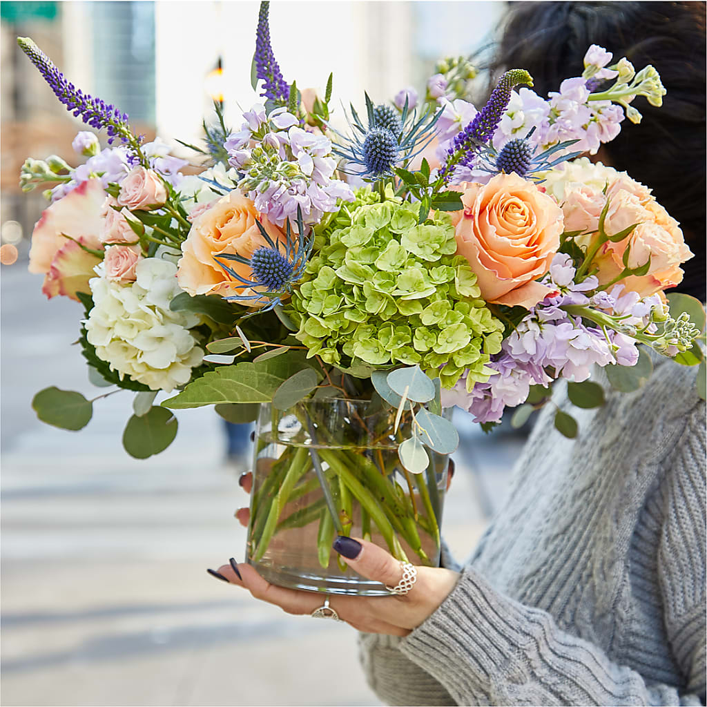 Porch Swing Bouquet –  The Flower Garden, Nettleton MS