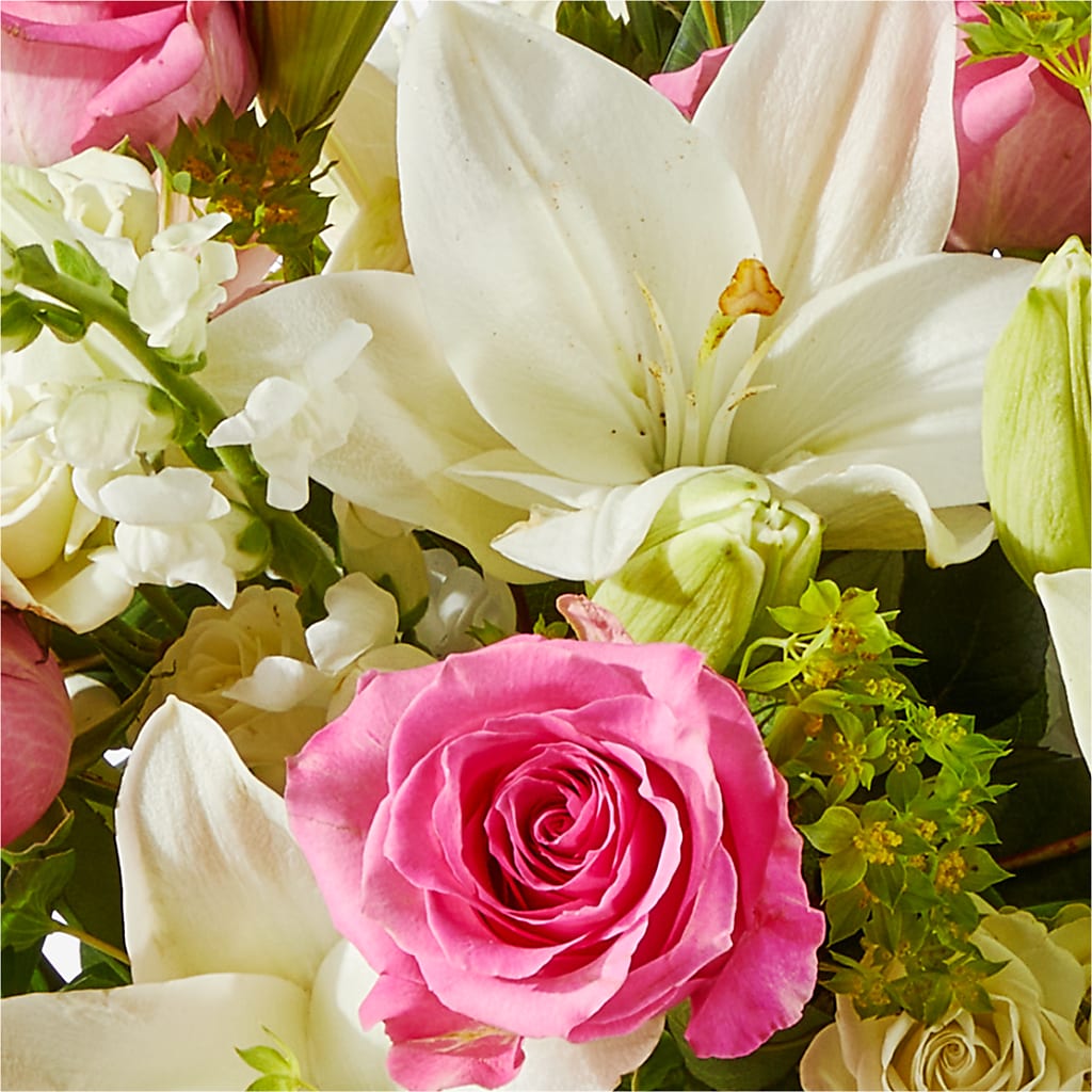 Fondly Bouquet –  The Flower Garden, Nettleton MS